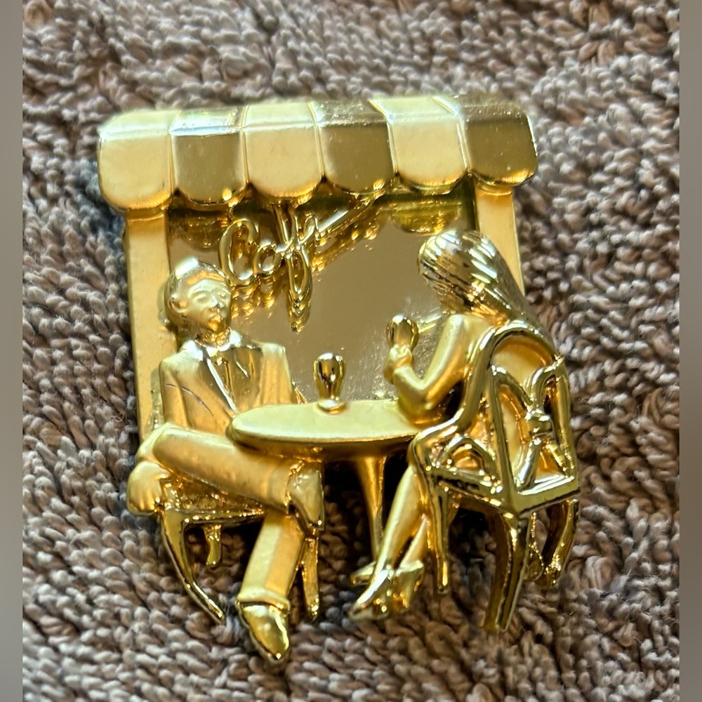 AJC Vintage Cafe Table For Two Brooch/Pin - Picture 3 of 5